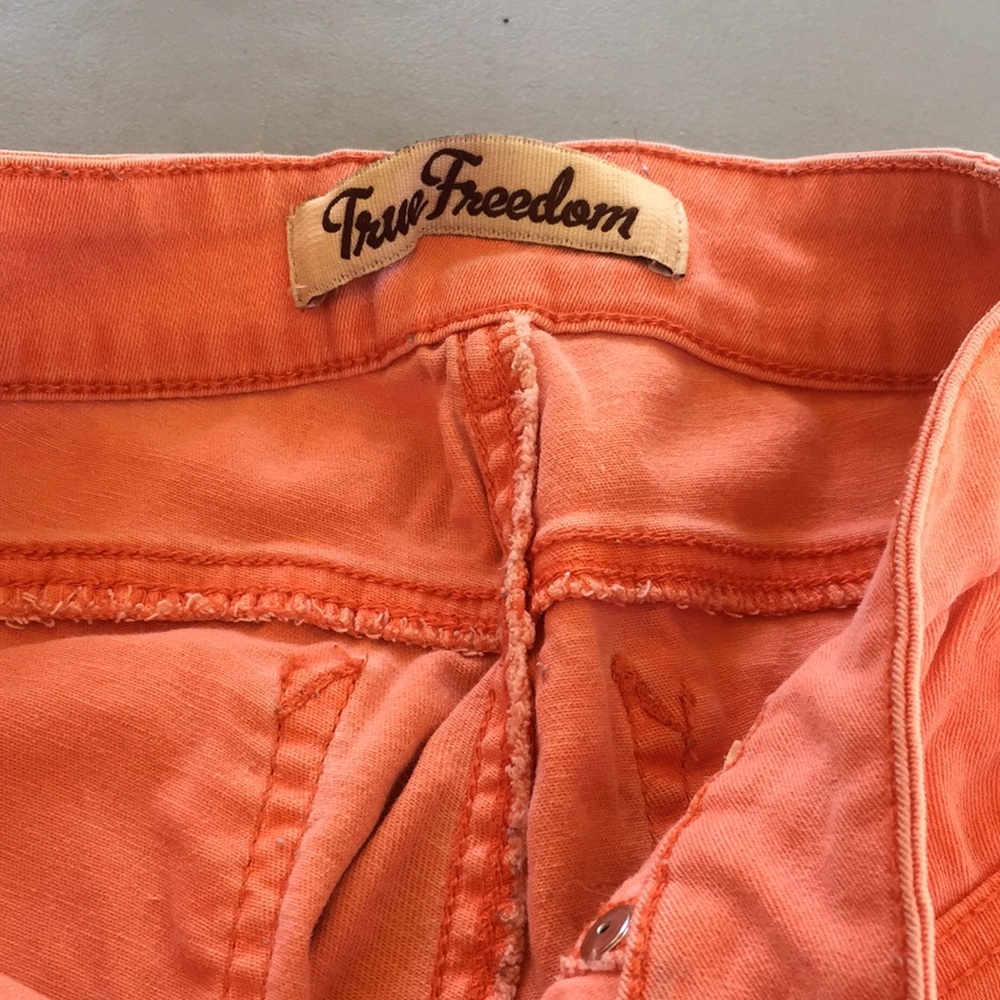 Jeans - Picture 3 of 3